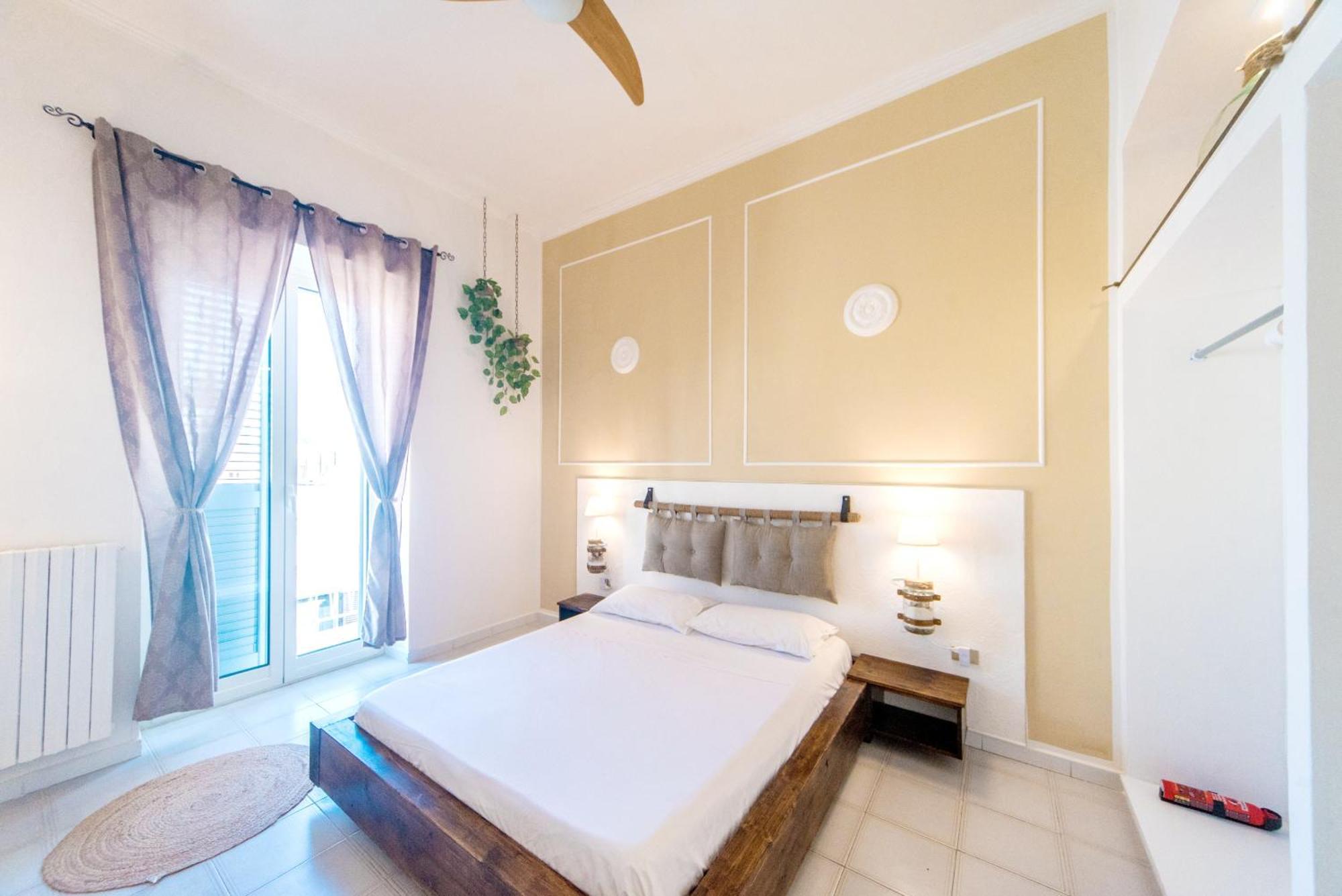 B&B Camera A Sud Maris Трани Экстерьер фото